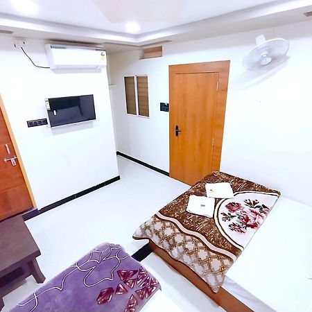 Hotel Shreem ウッジャイン エクステリア 写真