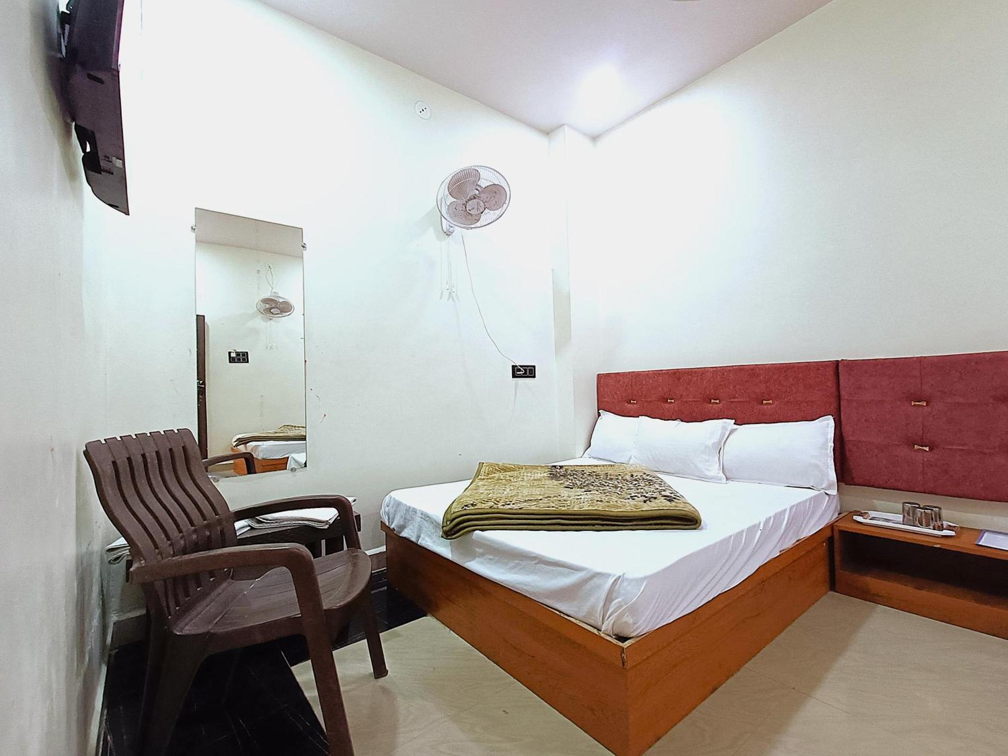 Hotel Shreem ウッジャイン エクステリア 写真