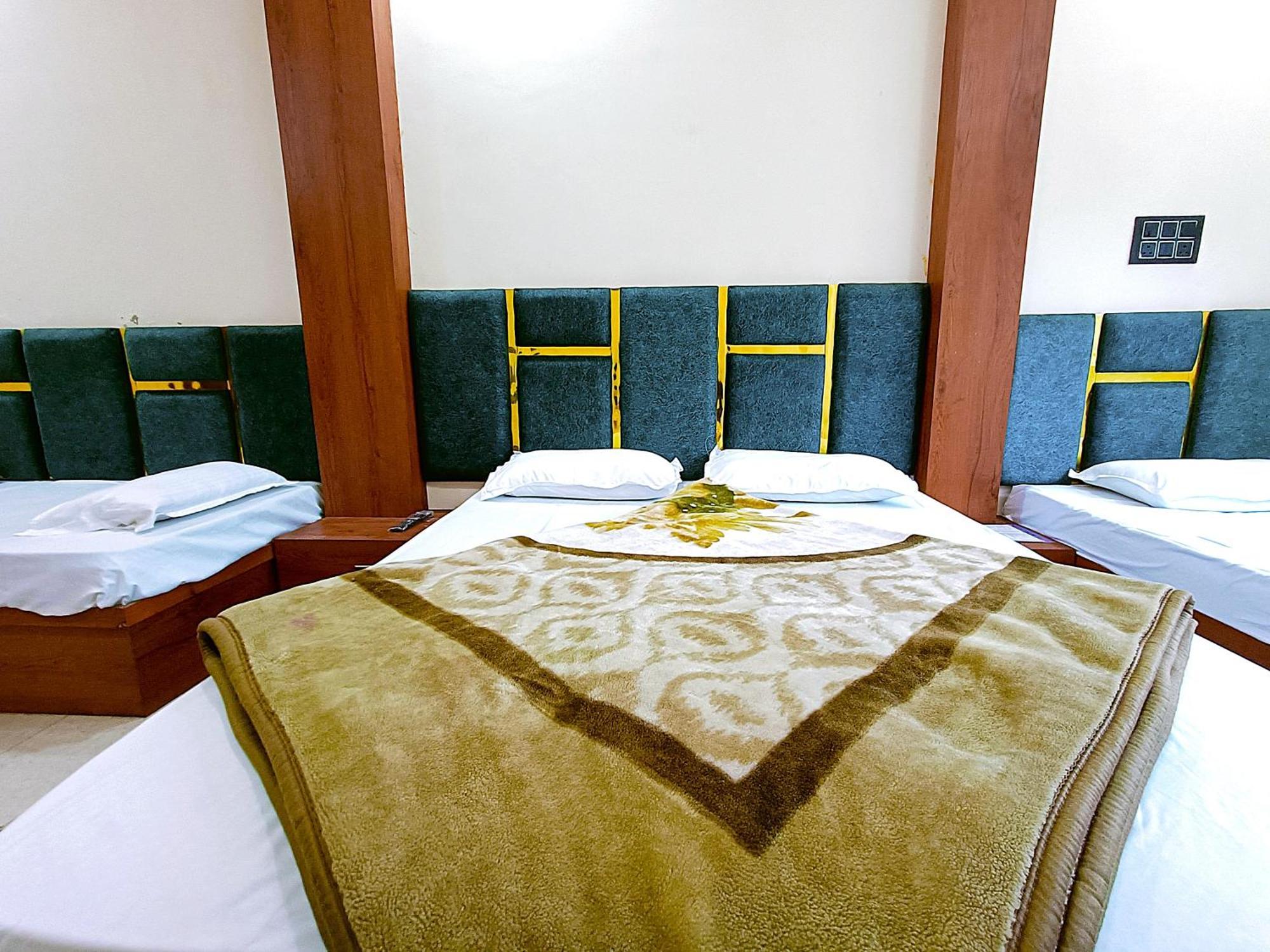 Hotel Shreem ウッジャイン エクステリア 写真
